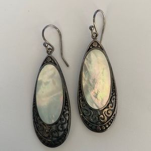 Sterling Silver Mother of Pearl dangle earrings